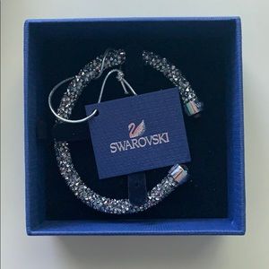 Crystaldust Cuff, Gray, Stainless Steel